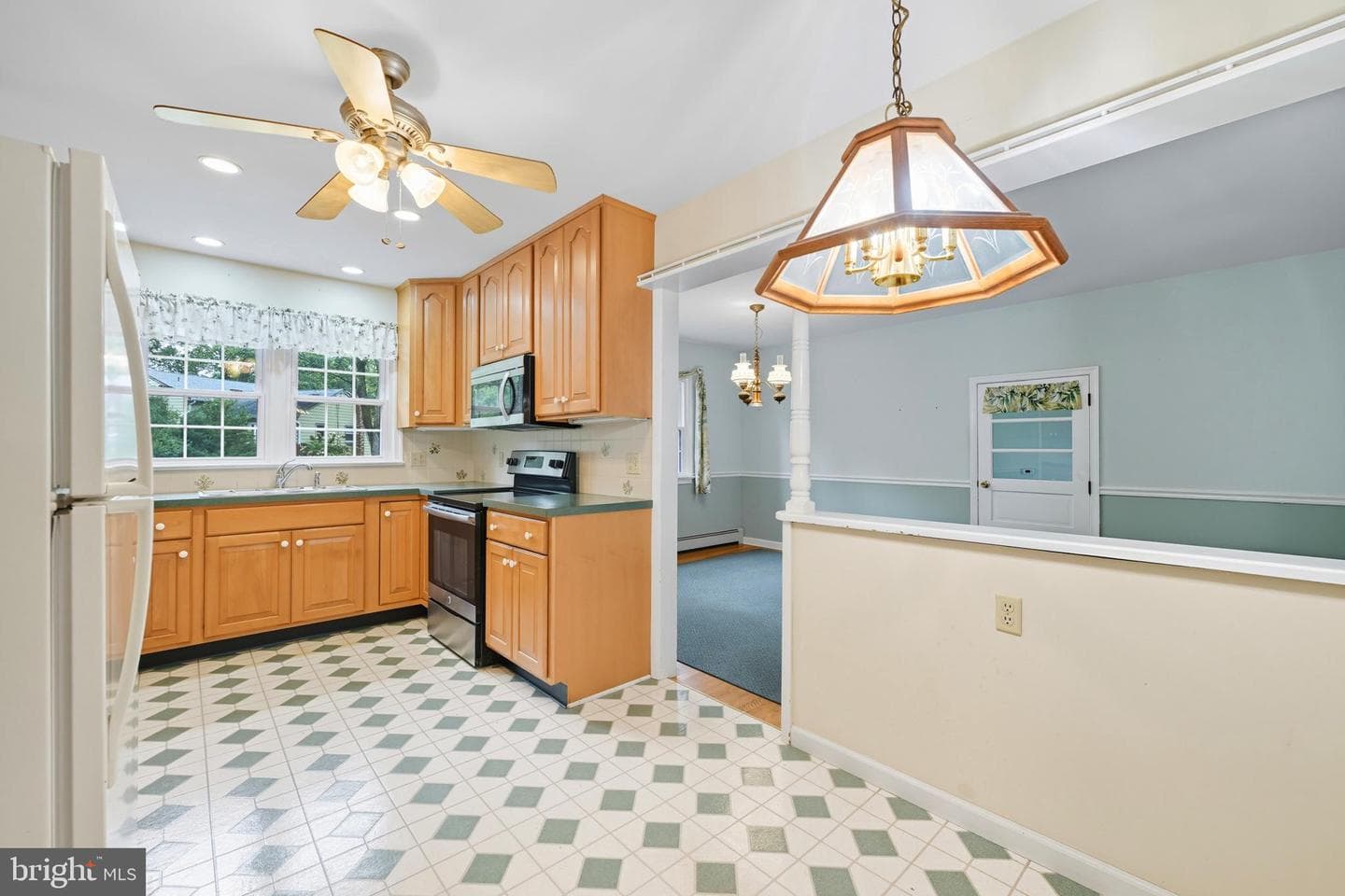 1114 General Hamilton Road photo 14