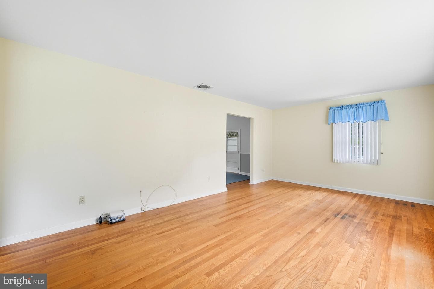 1114 General Hamilton Road photo 9
