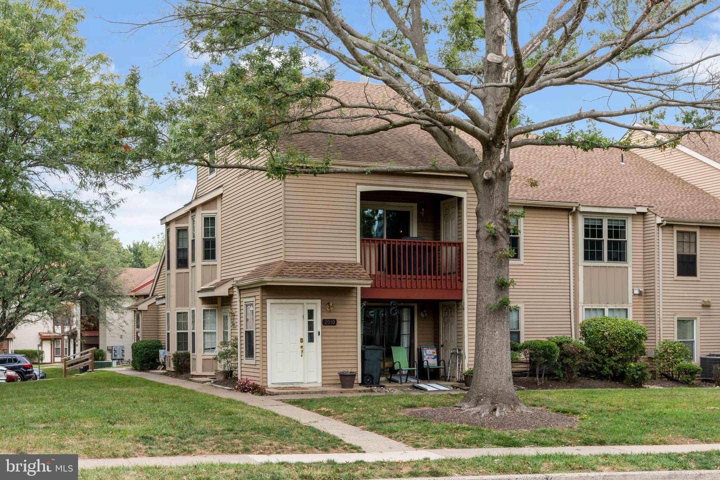 2010 Barry Court #743b photo 1