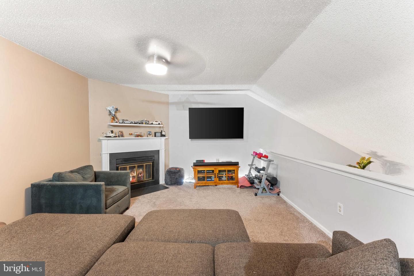 2010 Barry Court #743b photo 27