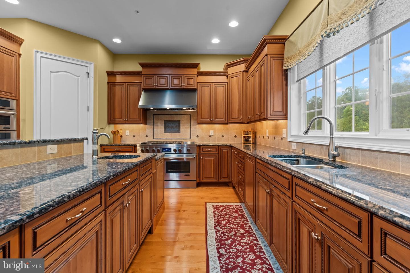 288 Jane Chapman Drive E #E photo 30