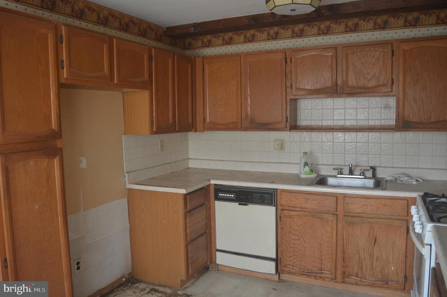 3255 Parkview Drive photo 14