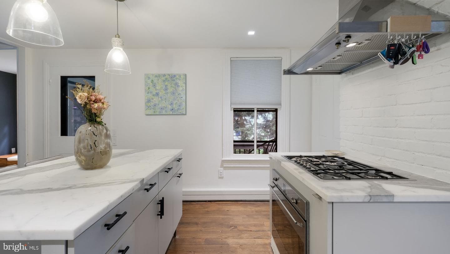 148 Lafayette Street photo 13