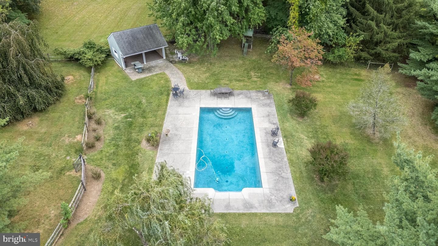 1341 Durham Rd photo 63