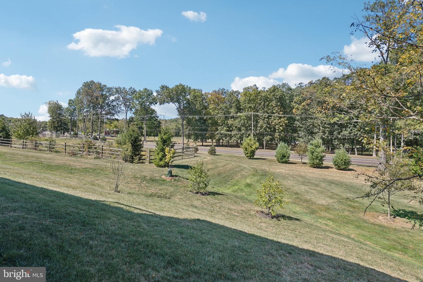 221 Laurel Lane photo 30