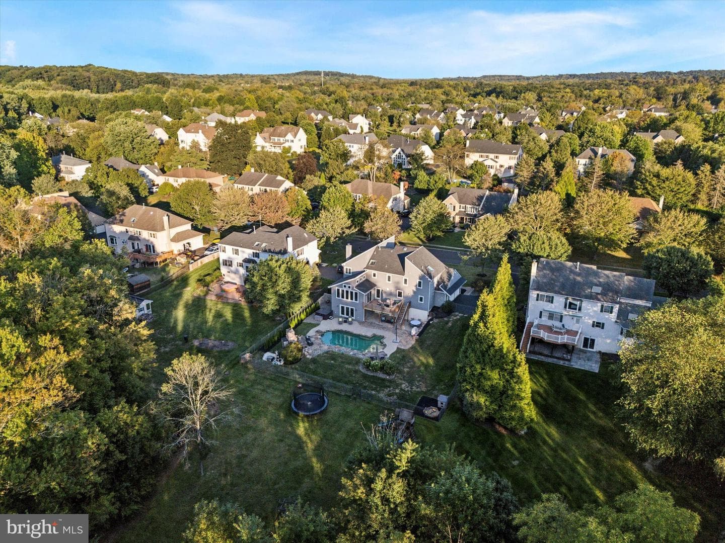 222 Windsor Way photo 41
