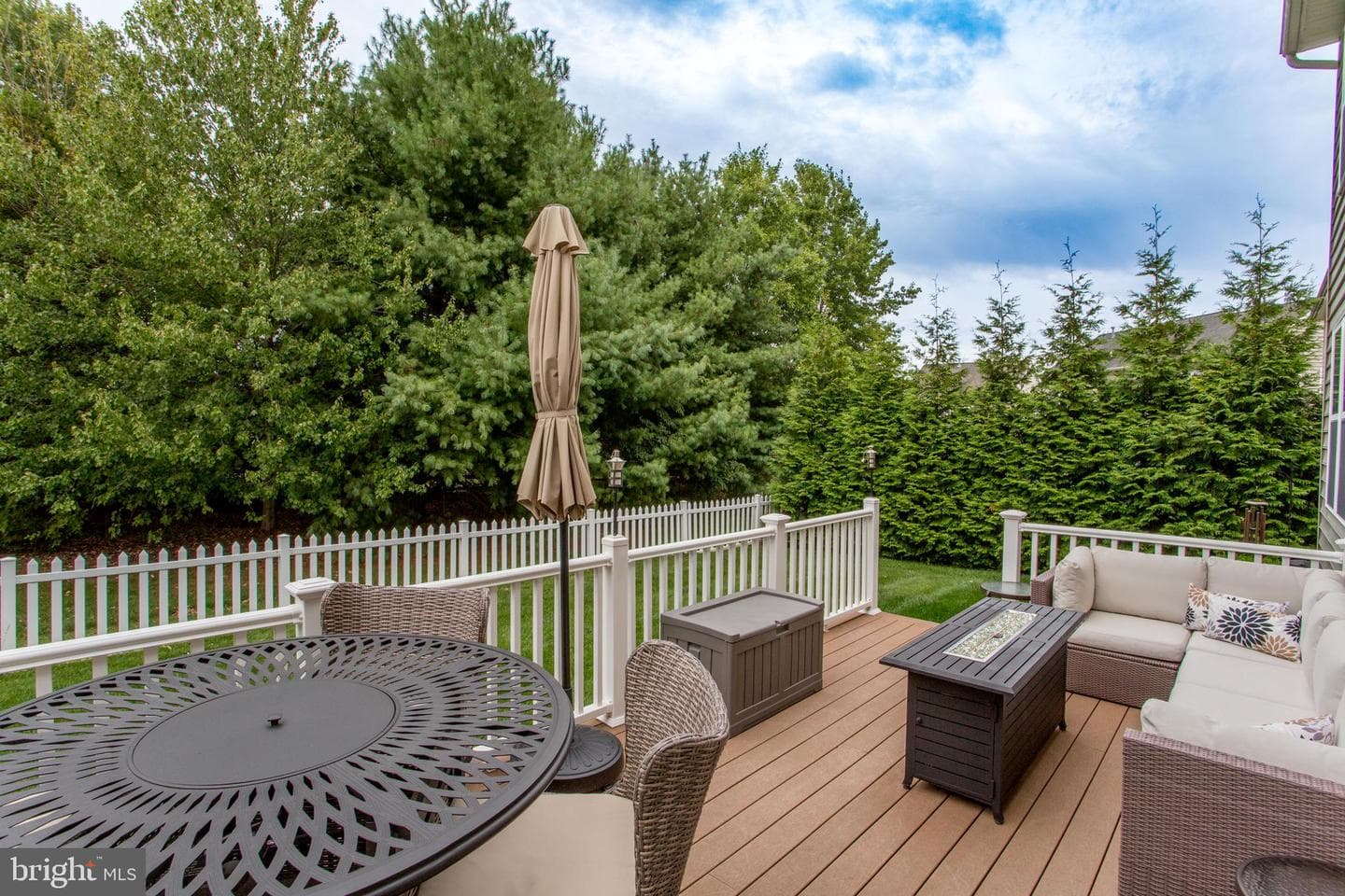 104 Overholt Drive photo 24