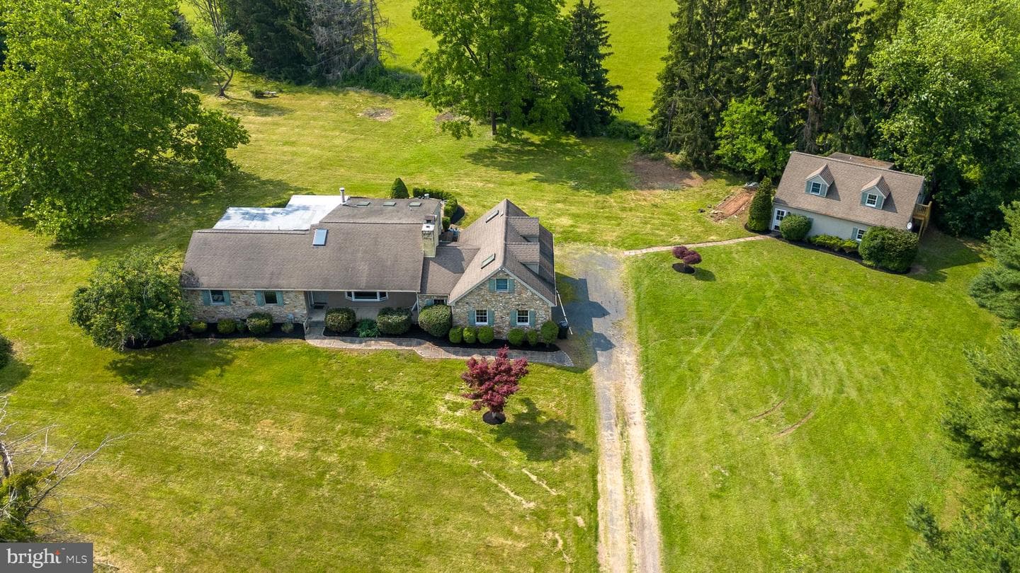 98 Uhlerstown Hill Road photo 2