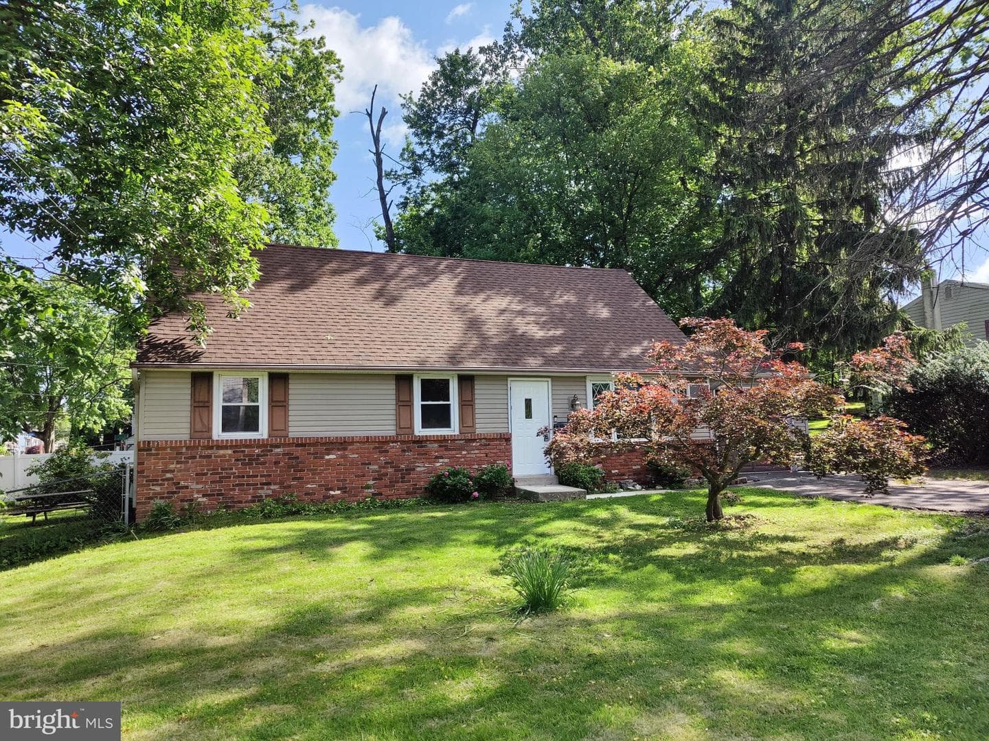 402 Larchwood Ave, Feasterville Trevose