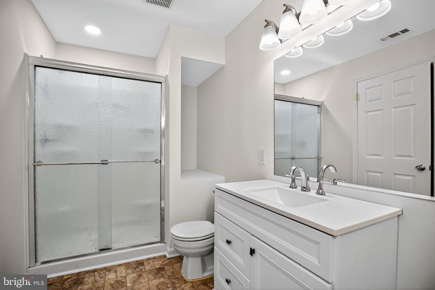 1011 Diamond Drive photo 12