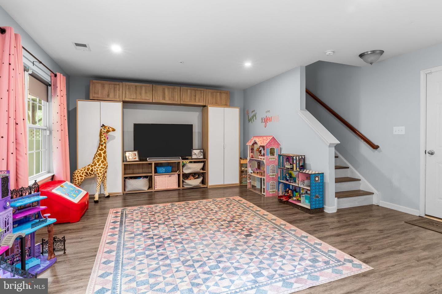313 Chestnut Court photo 30