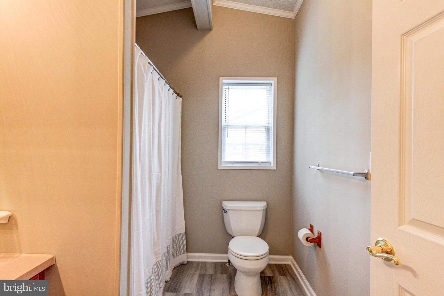 147 Raven Court photo 32