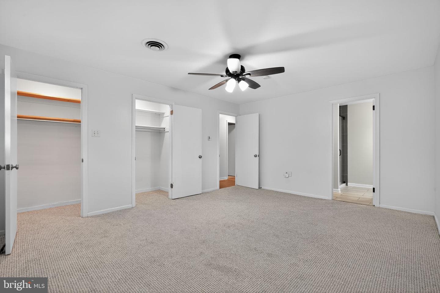 908 Yardley Cmns Commons photo 11