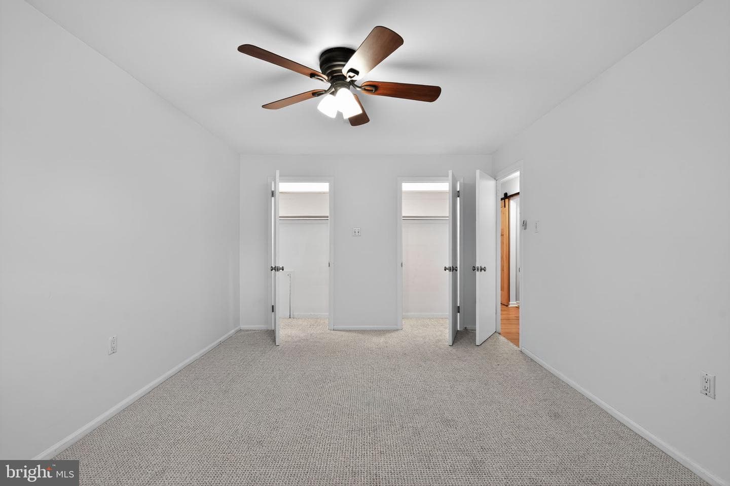 908 Yardley Cmns Commons photo 15