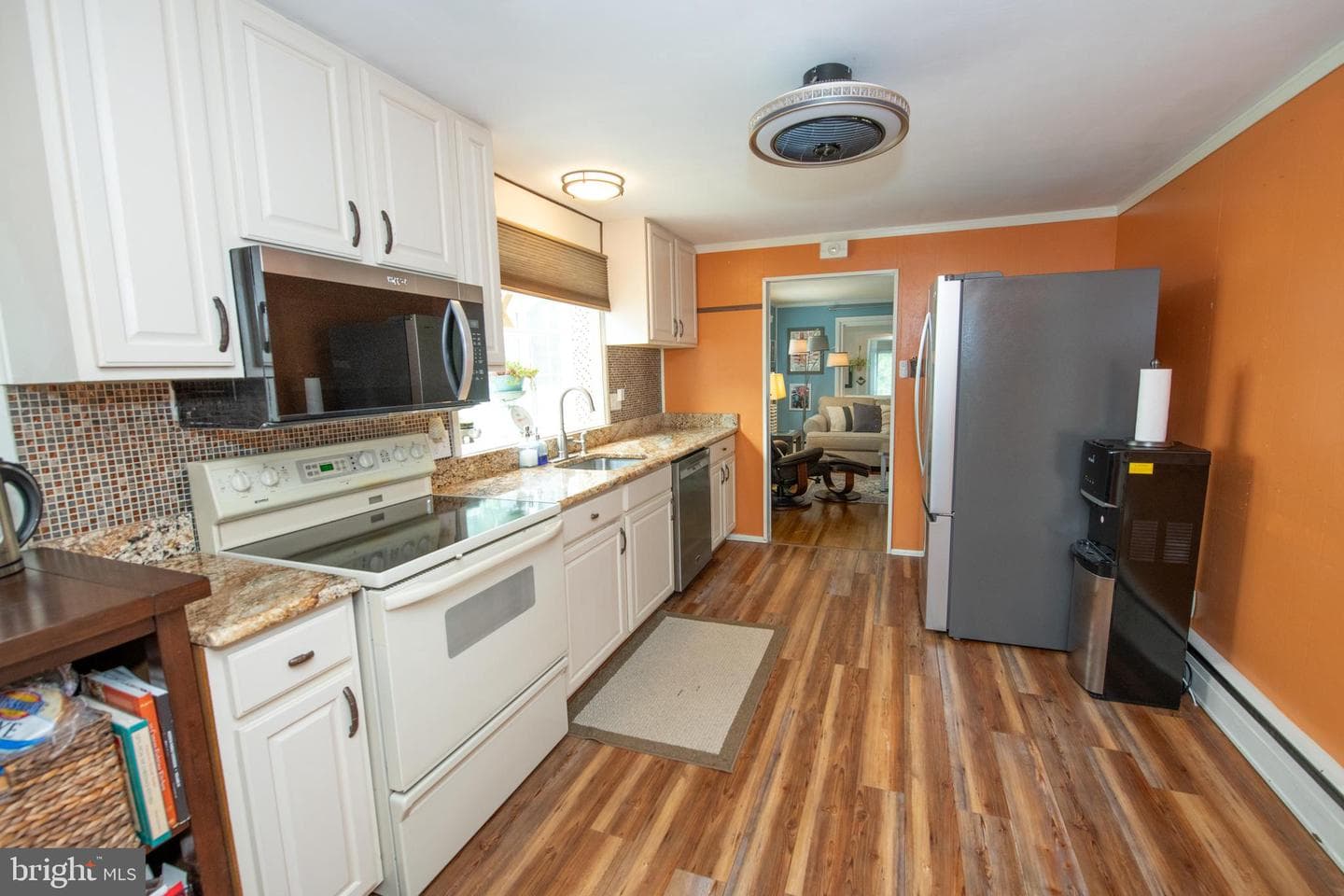 1128 Hilton Avenue photo 22