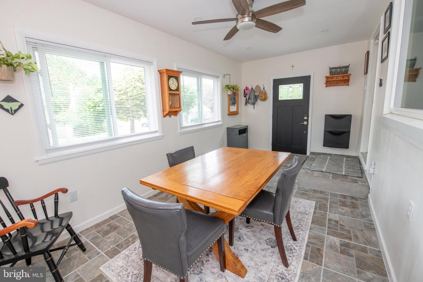1128 Hilton Avenue photo 29