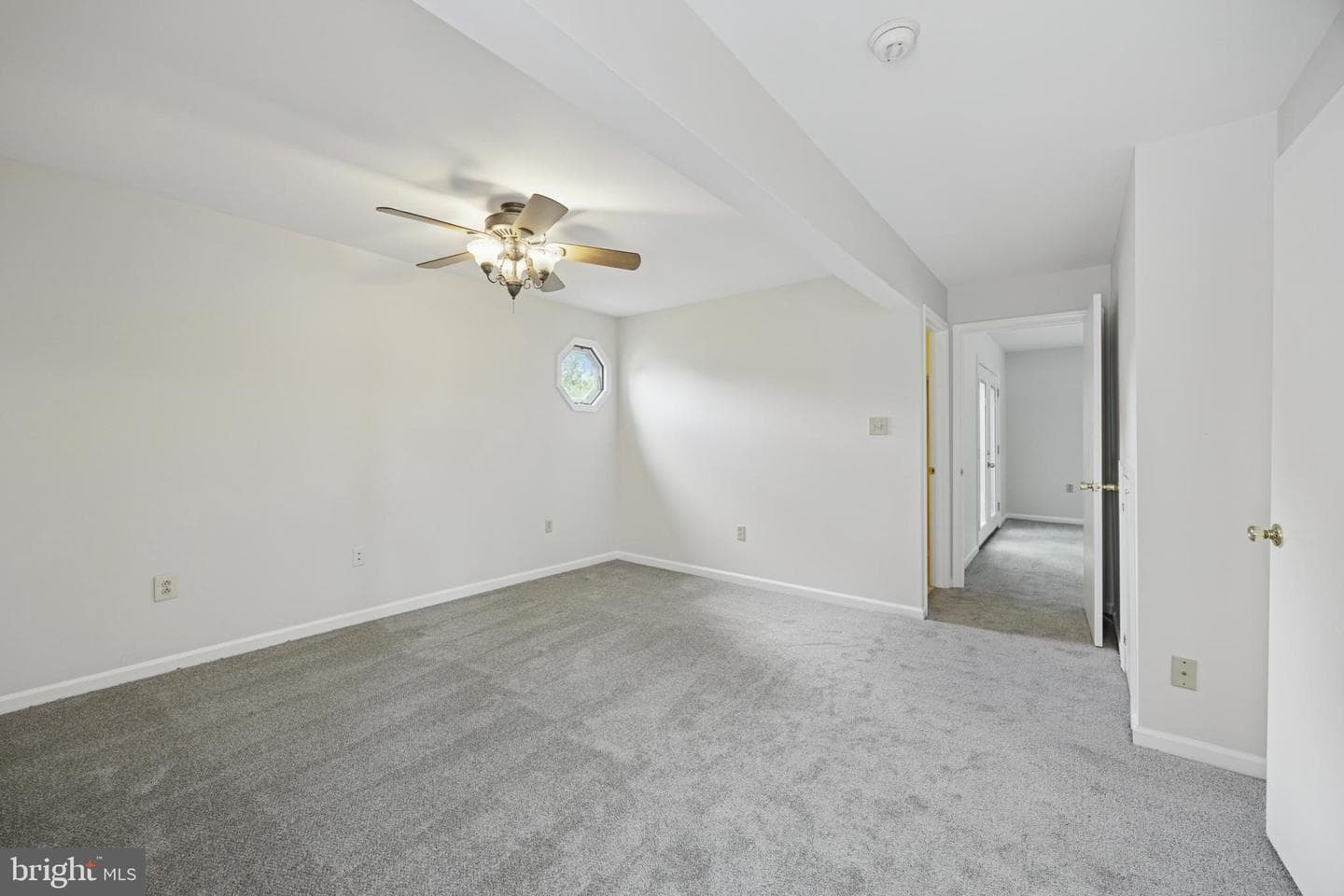 629 Rutland Road photo 13