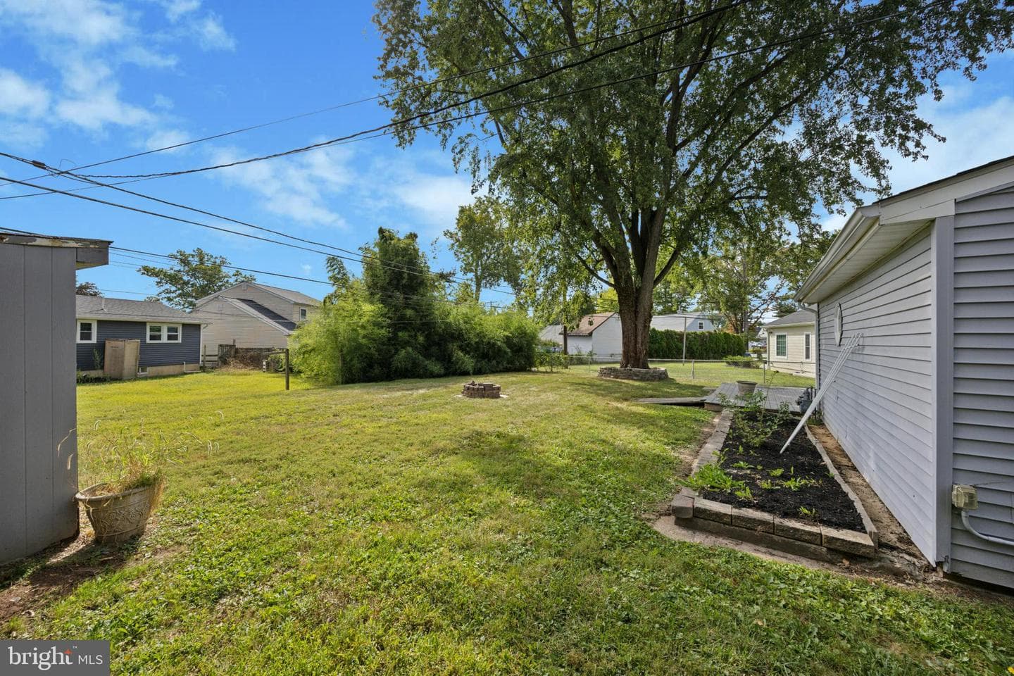 629 Rutland Road photo 24