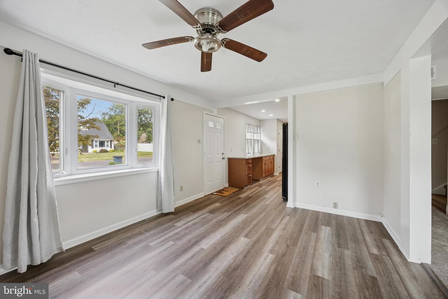 629 Rutland Road photo 6
