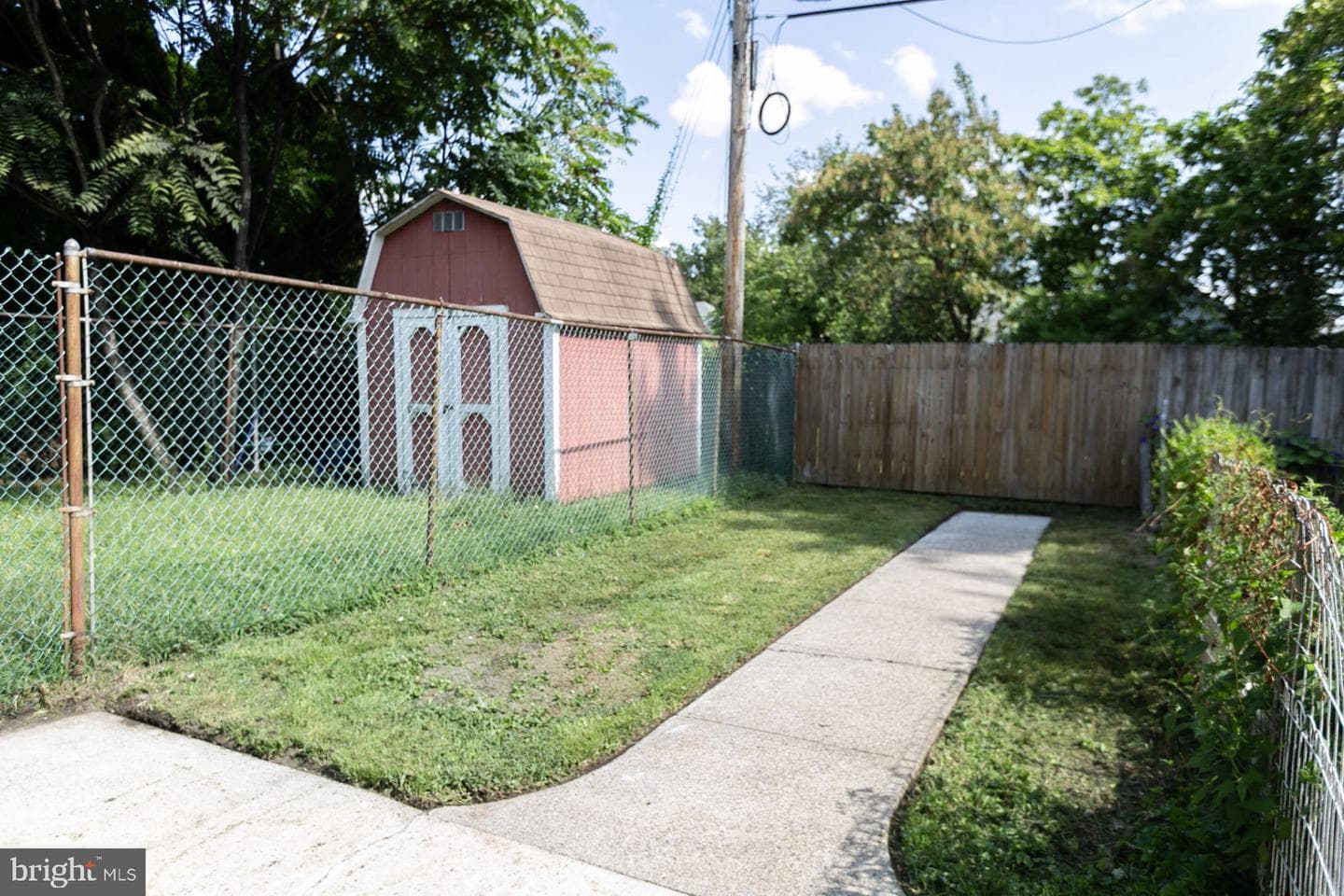 213 New Brook Street photo 21