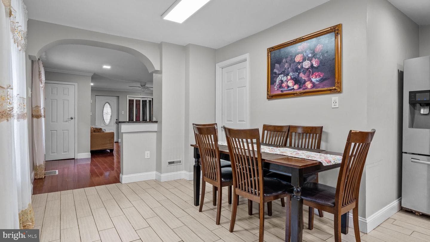 3633 Brownsville photo 12