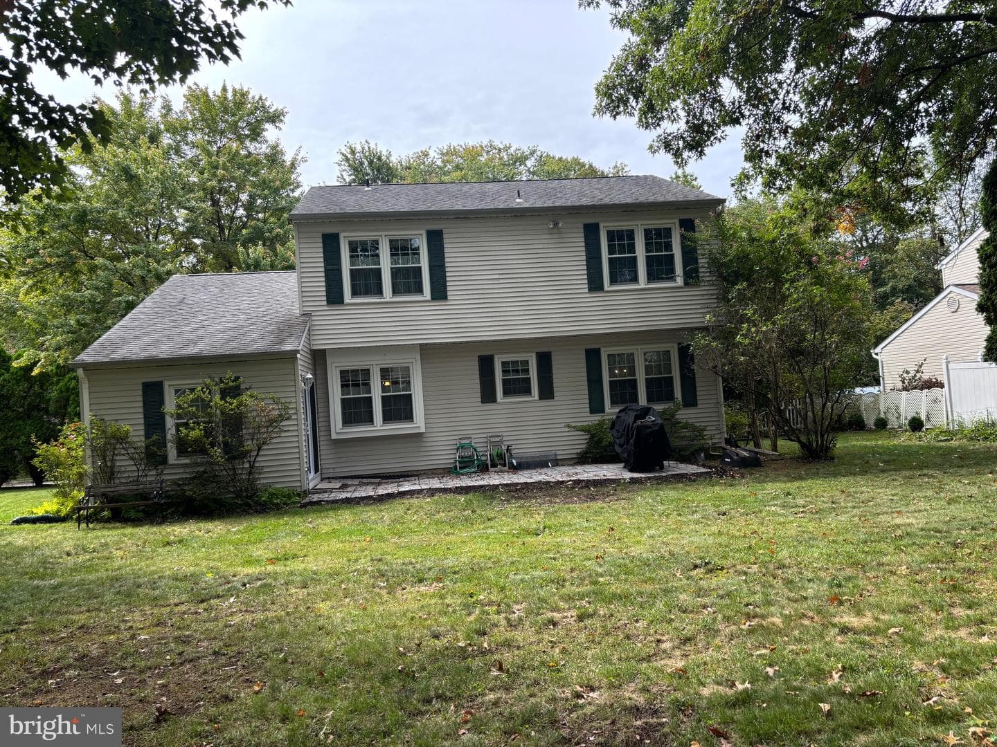 5817 Cricket Lane photo 6