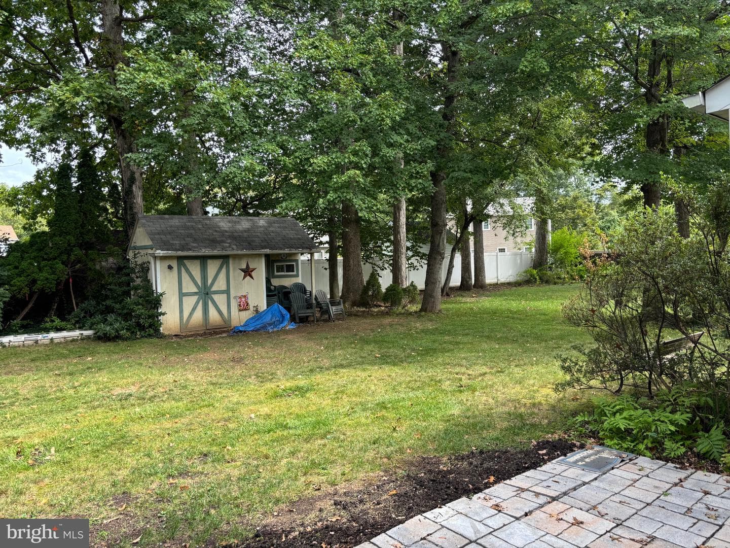 5817 Cricket Lane photo 9