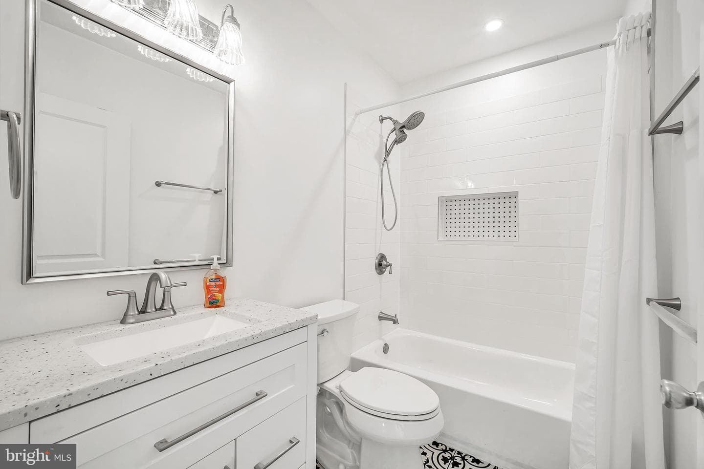 31 Poplar Avenue photo 16