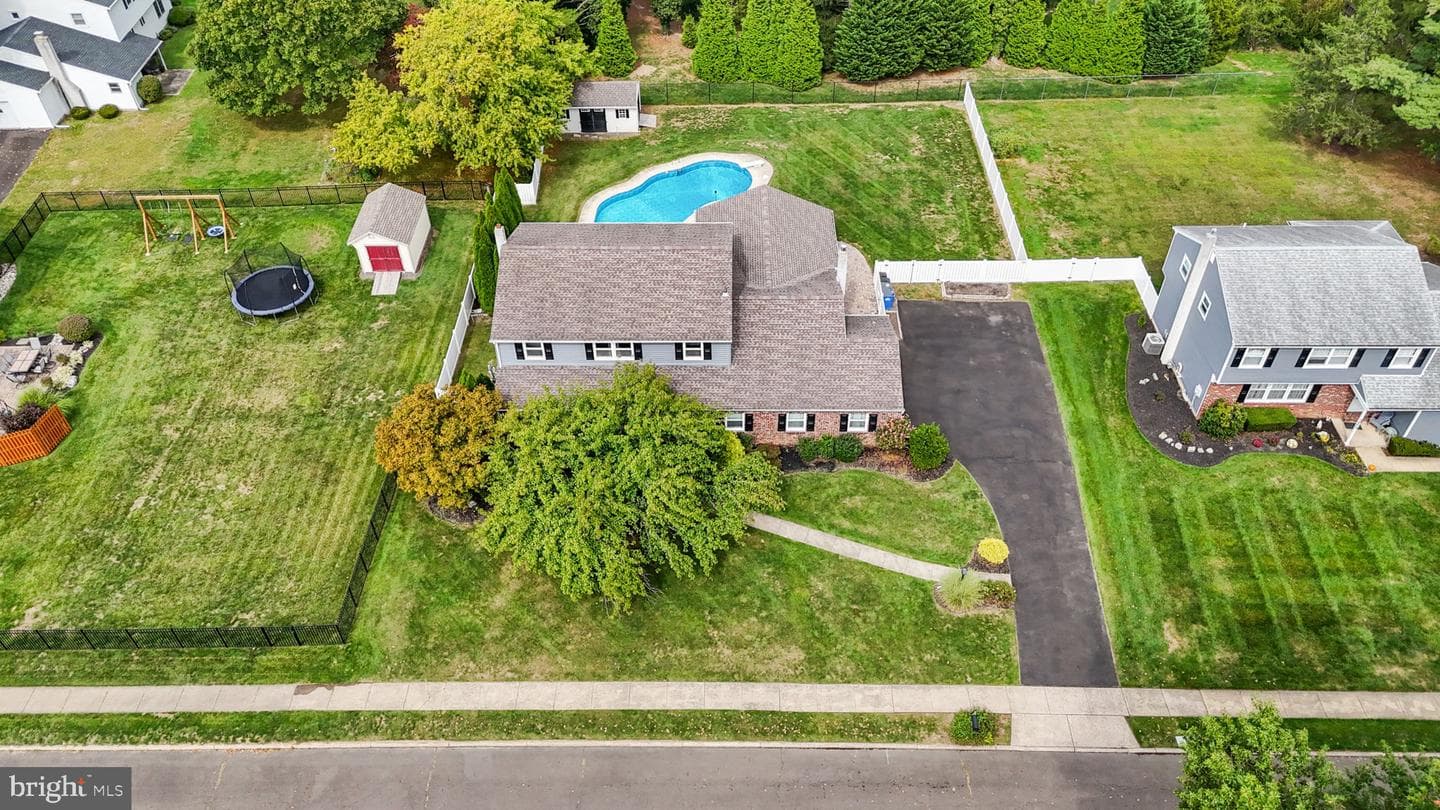 494 Keating Drive photo 2