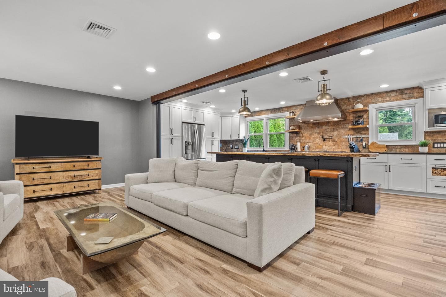 494 Keating Drive photo 6