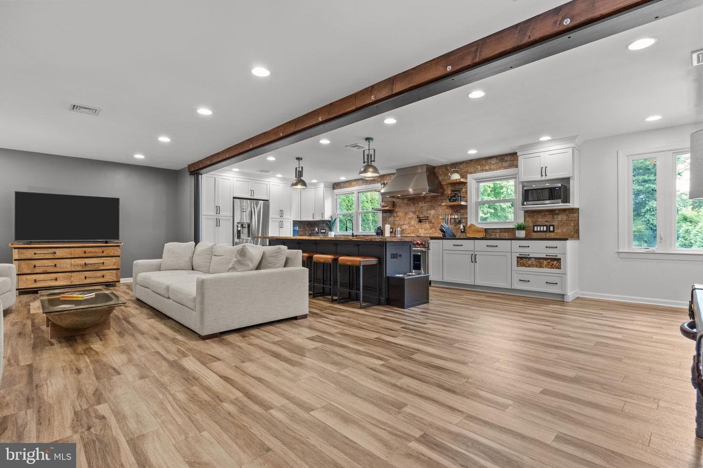 494 Keating Drive photo 8