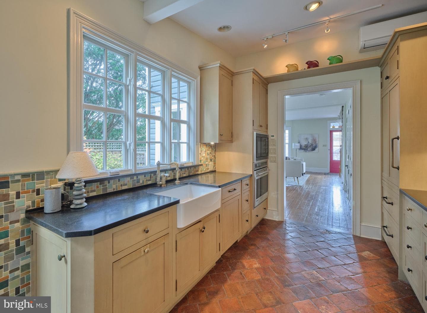 3697 River Rd photo 10