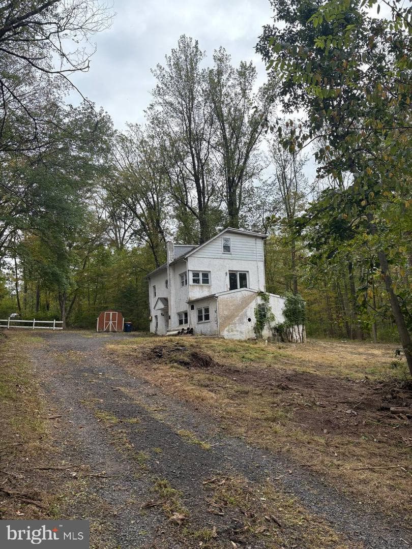 2034 Woodlyn Rd photo 3