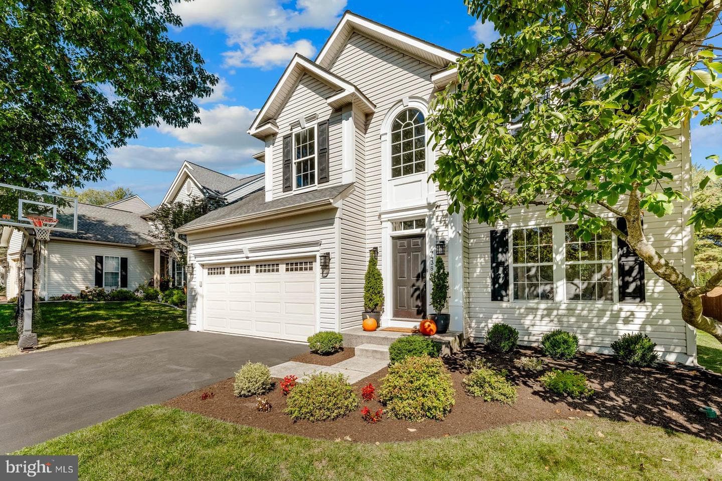 4438 Summer Meadow Drive photo 1