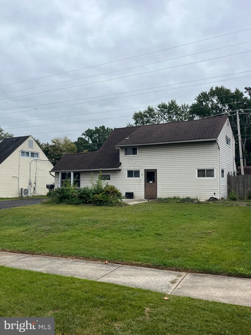 64 Ruby Lane