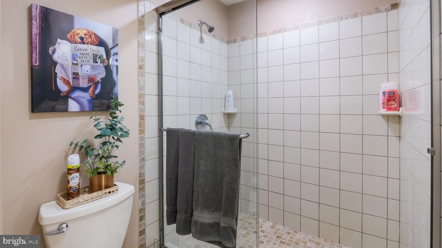 176 Pipers Inn Drive photo 31