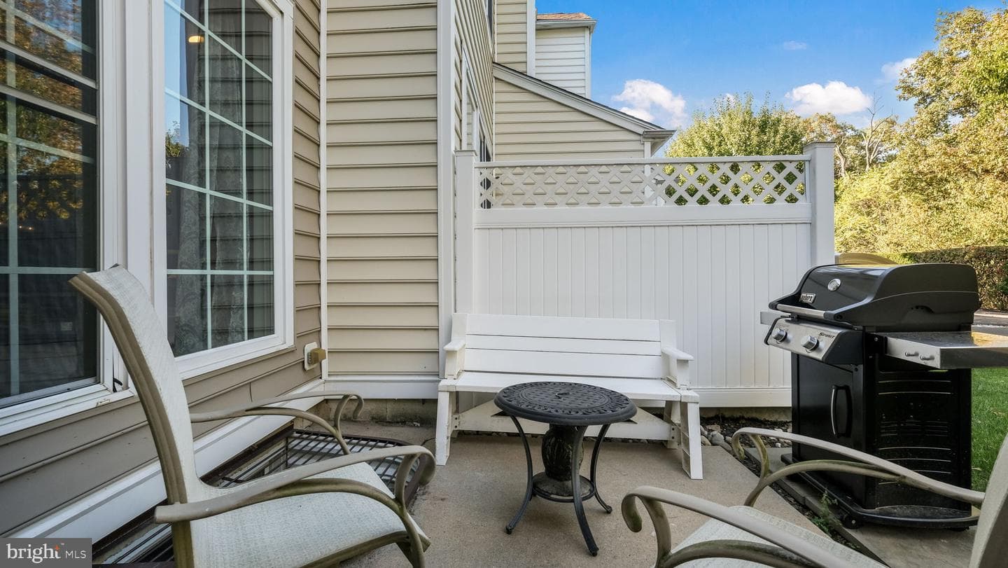 176 Pipers Inn Drive photo 32