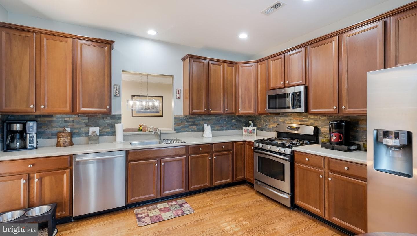 176 Pipers Inn Drive photo 6