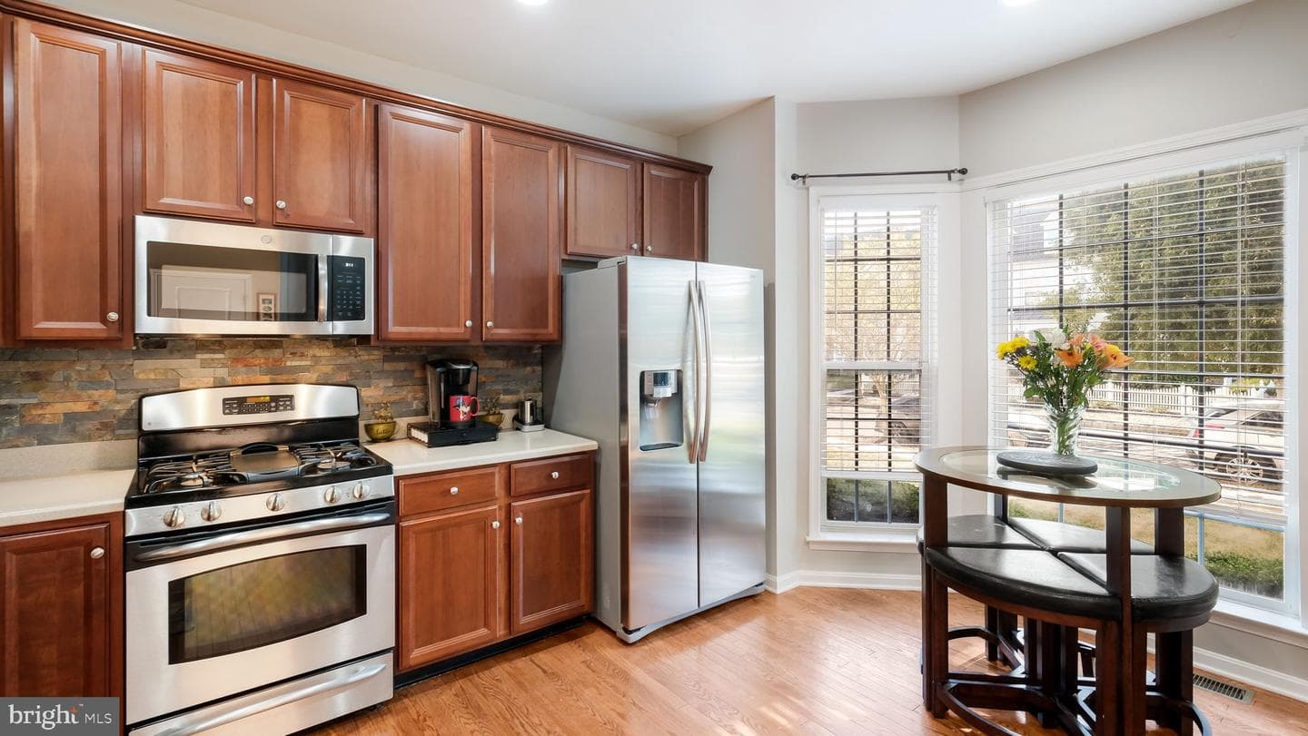 176 Pipers Inn Drive photo 8
