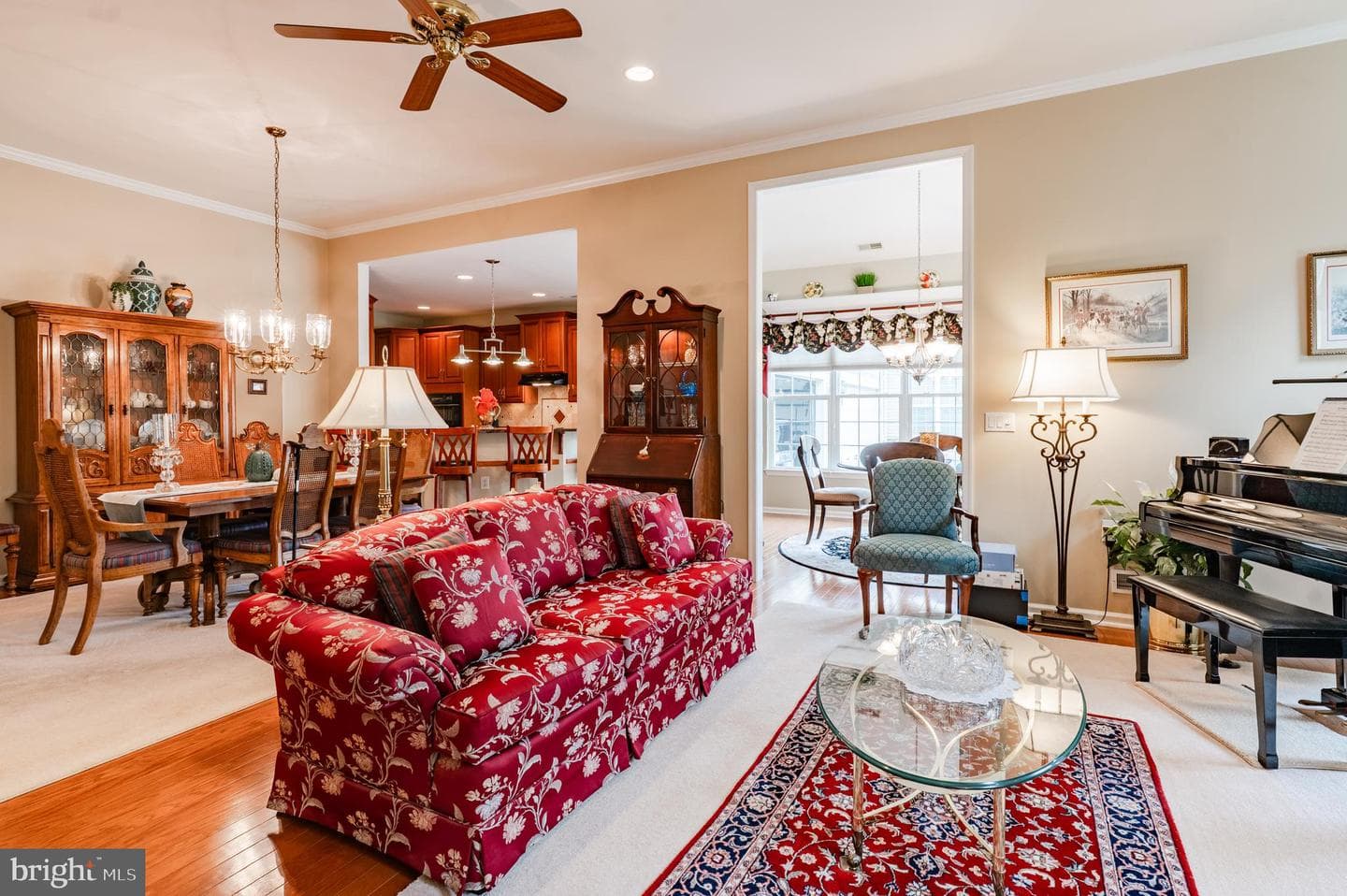 159 Villa Dr photo 4