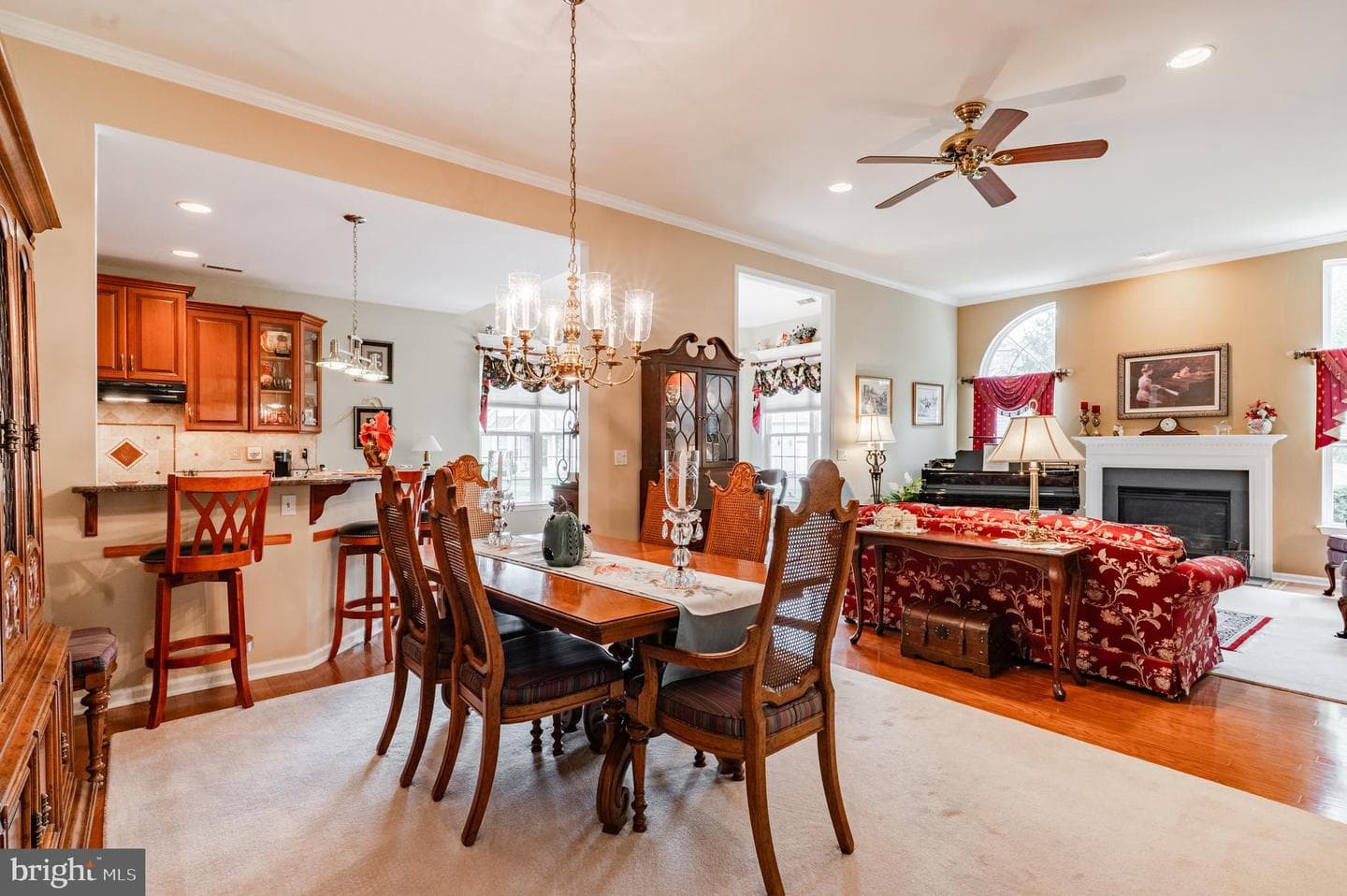 159 Villa Dr photo 6