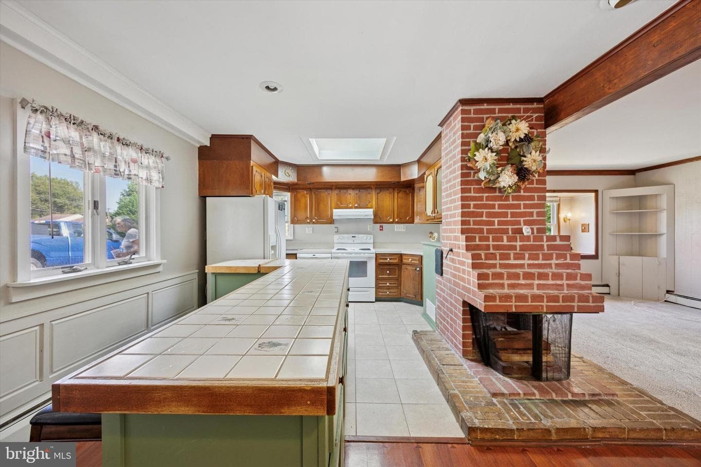 194 Willow Drive photo 4