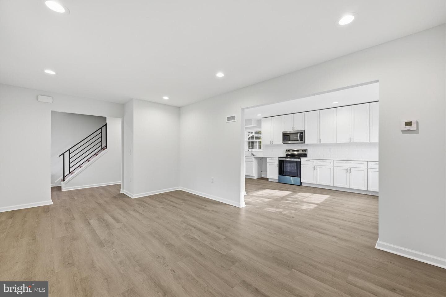 50 Mohawk Drive photo 11