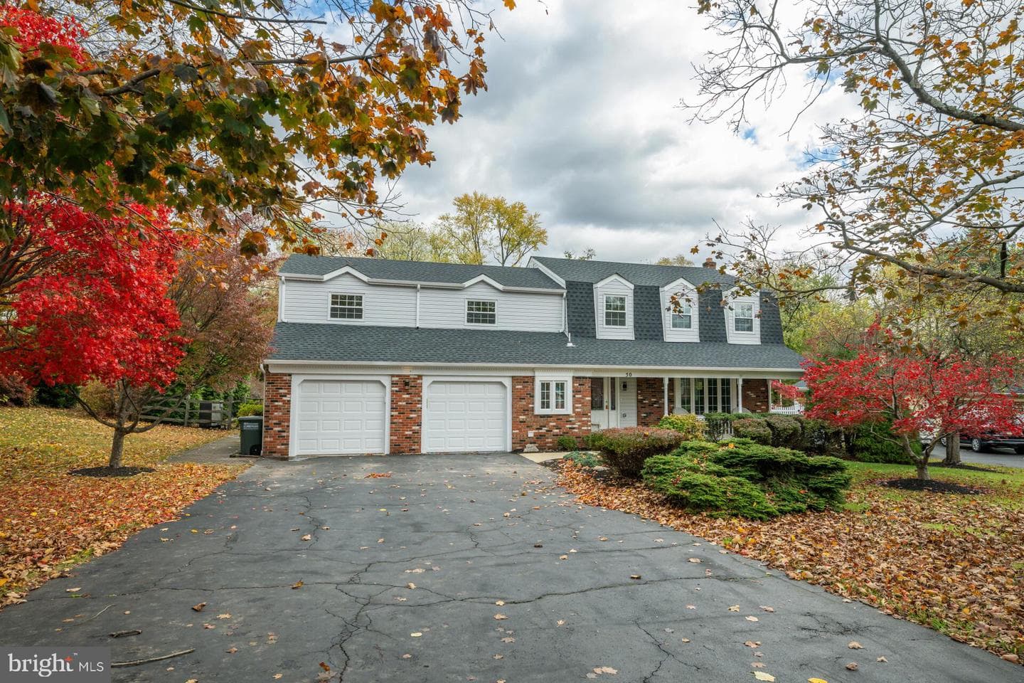 50 Mohawk Drive photo 3