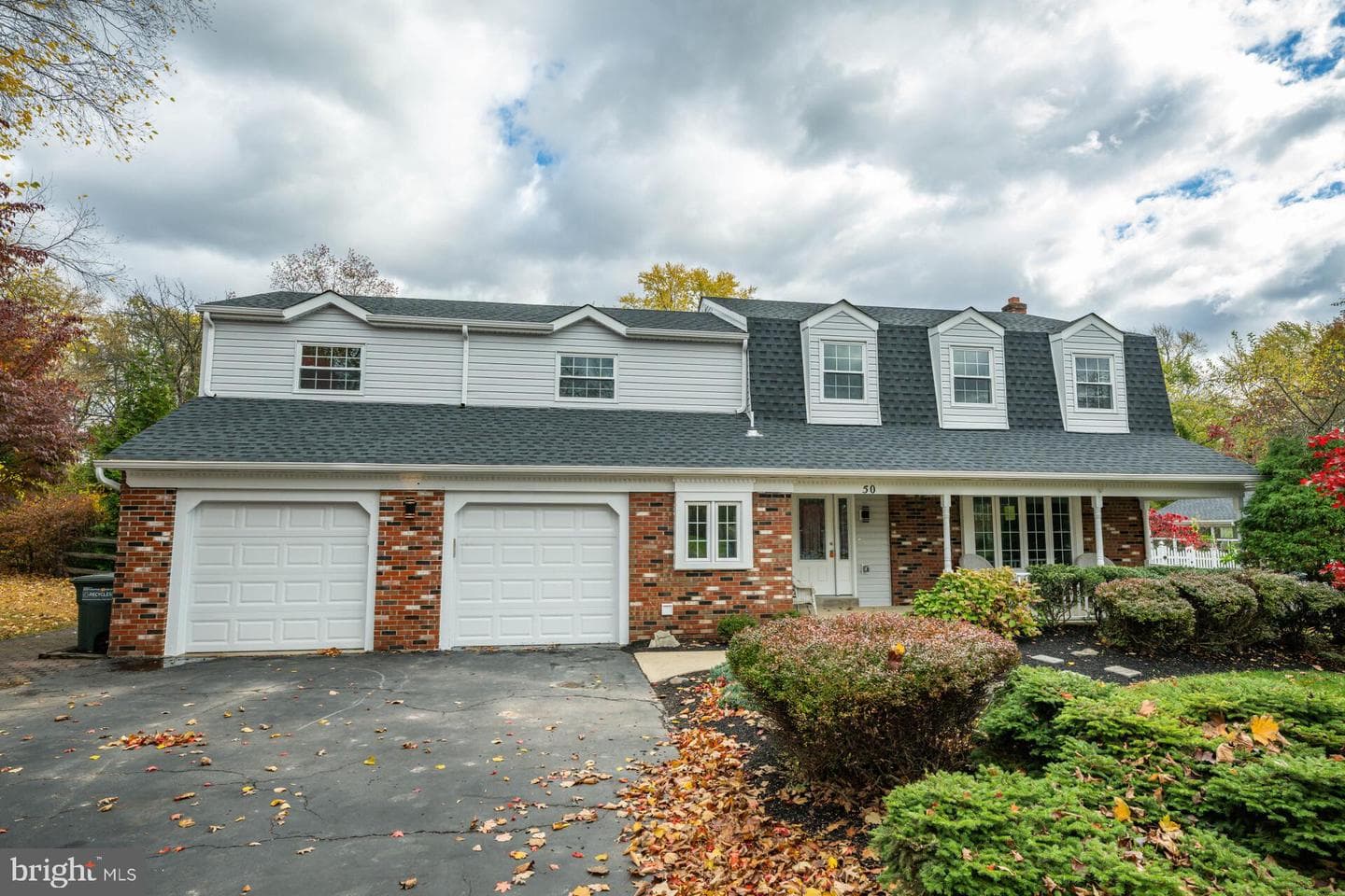 50 Mohawk Drive photo 4