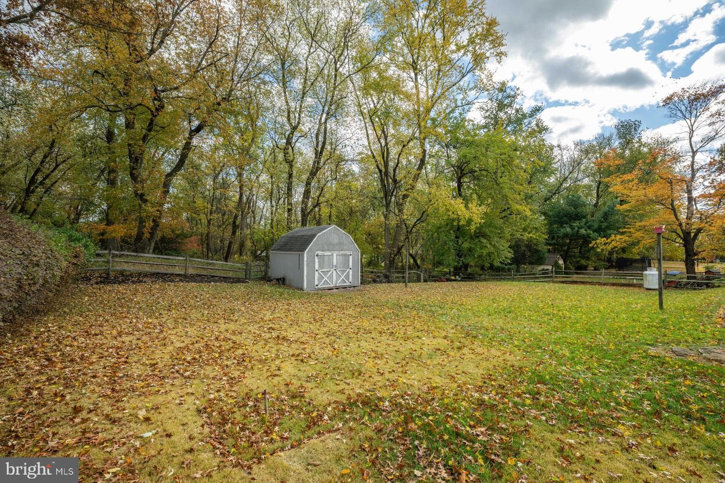50 Mohawk Drive photo 45
