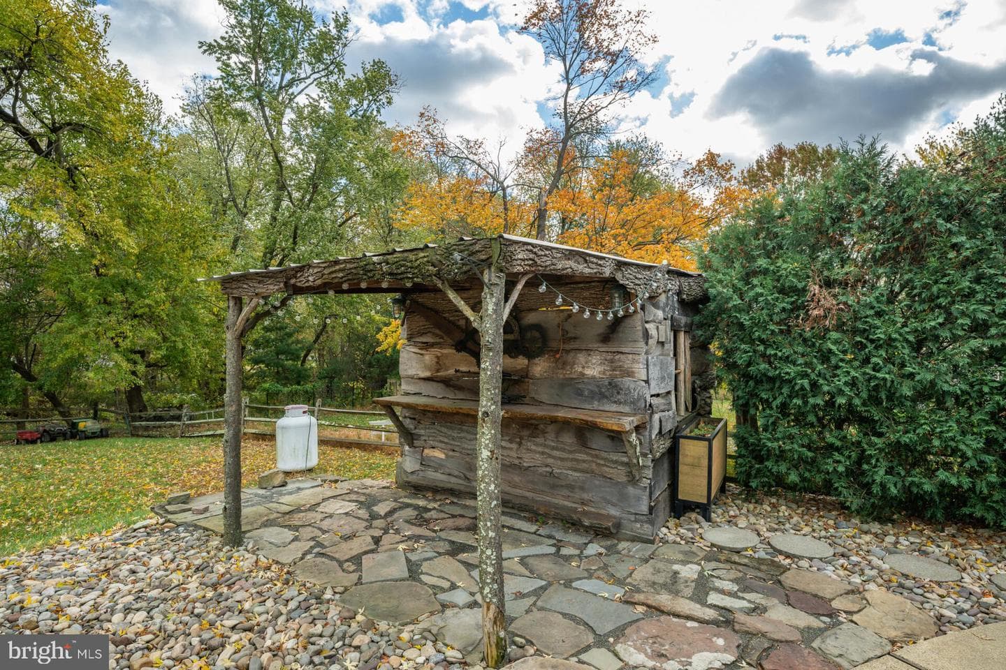 50 Mohawk Drive photo 53