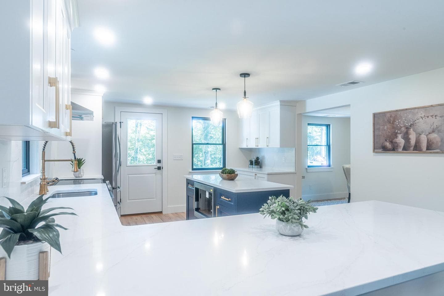 933 Forrest Road photo 14