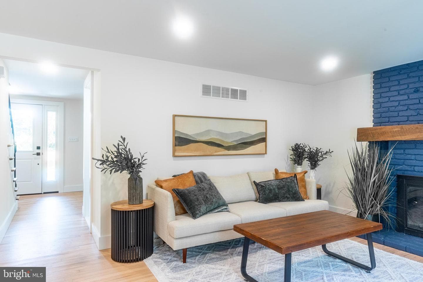 933 Forrest Road photo 19