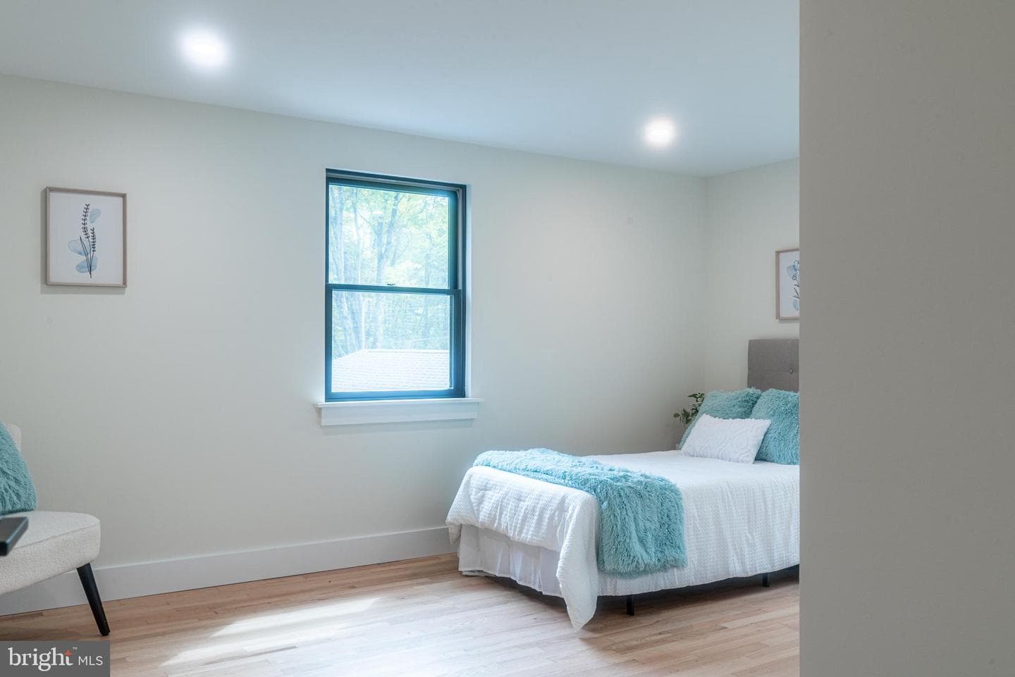 933 Forrest Road photo 38